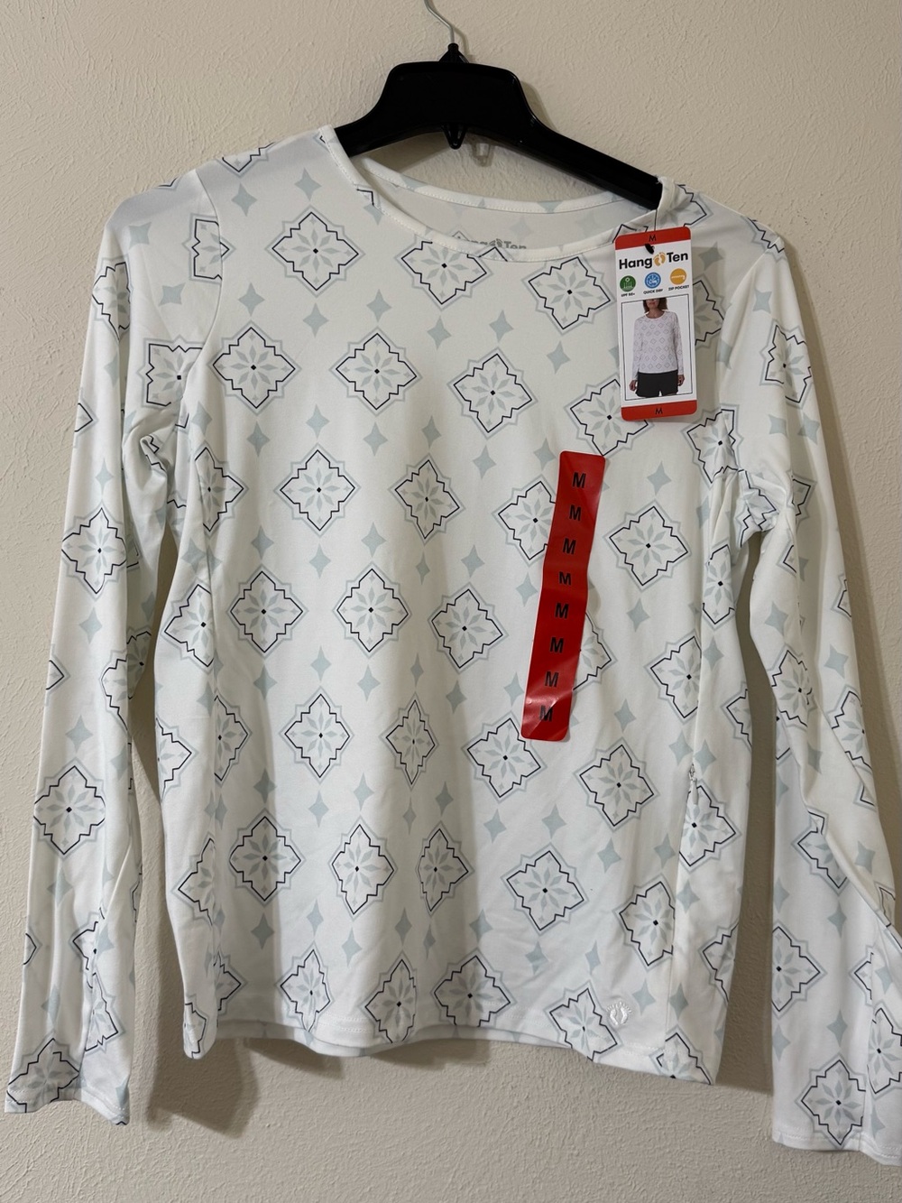 Hang Ten Women’s Long Sleeve / Sun Protection Shirt / Sizes S, M, L and XL